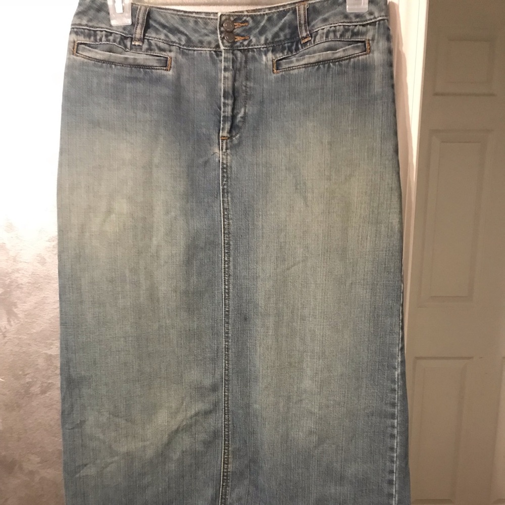 Old navy denim skirt